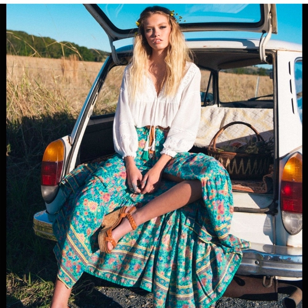 Folktown maxi skirt NWT(459)